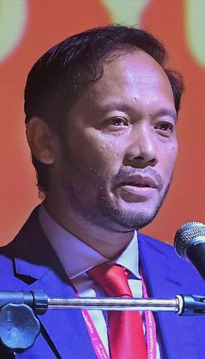 Yusof-Saari Yusof-Saari